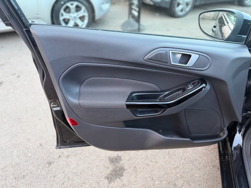 Used Ford Fiesta 2017 for sale - 76631651: Photo 26