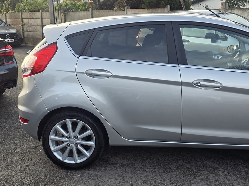 Used Ford Fiesta 2015 for sale - 77264047: Photo 10