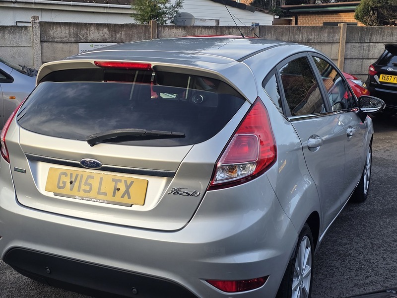 Used Ford Fiesta 2015 for sale - 77264047: Photo 11