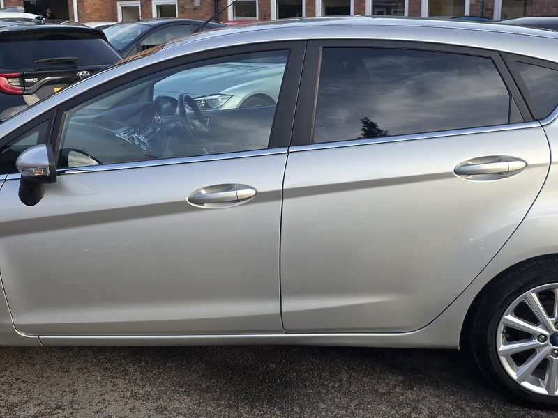 Used Ford Fiesta 2015 for sale - 77264047: Photo 21