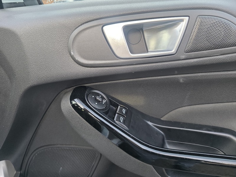 Used Ford Fiesta 2015 for sale - 77264047: Photo 30