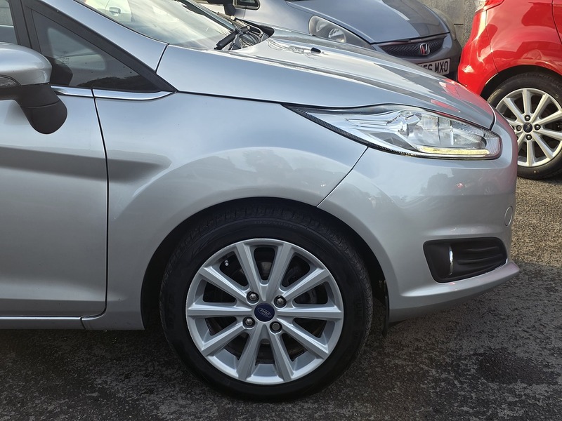 Used Ford Fiesta 2015 for sale - 77264047: Photo 4