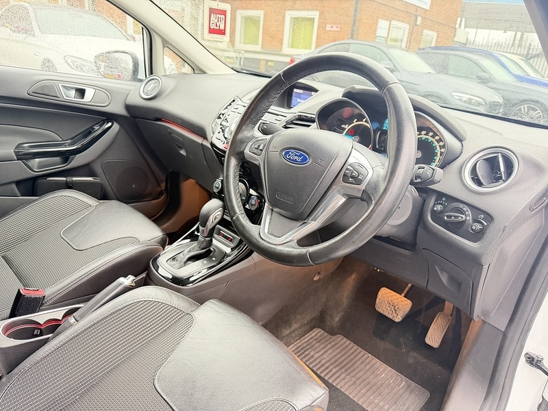Used Ford Fiesta 2015 for sale - 77643320: Photo 30