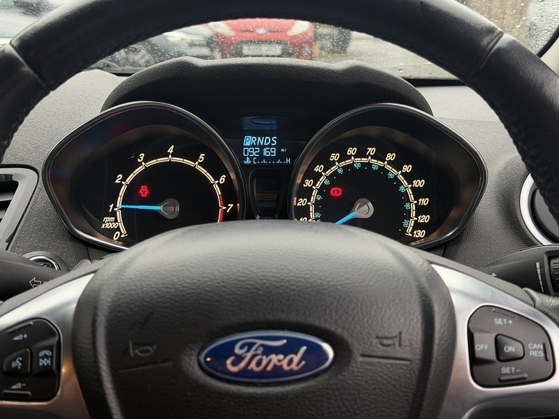 Used Ford Fiesta 2015 for sale - 77643320: Photo 33