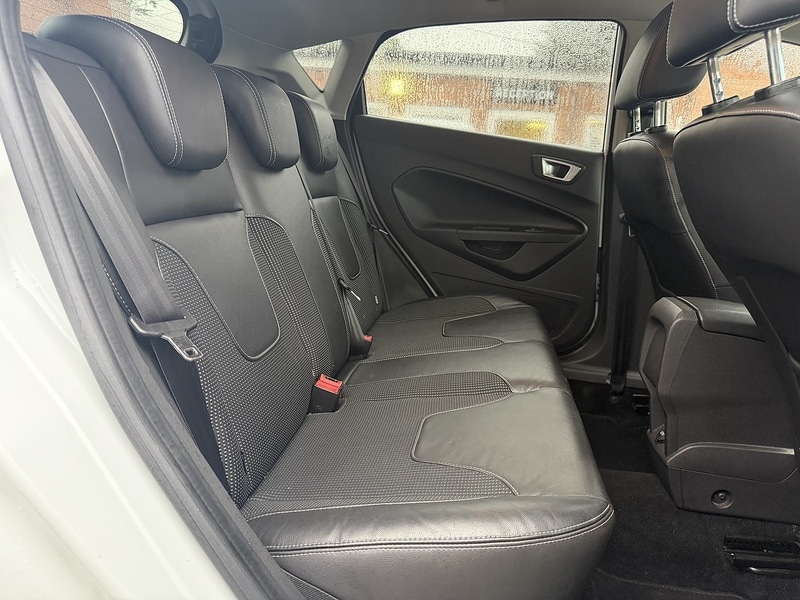 Used Ford Fiesta 2015 for sale - 77643320: Photo 51