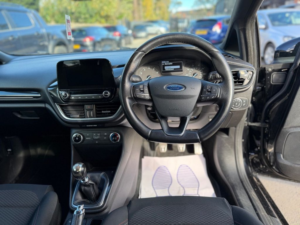 Used Ford Fiesta 2018 for sale - 76439117: Photo 2