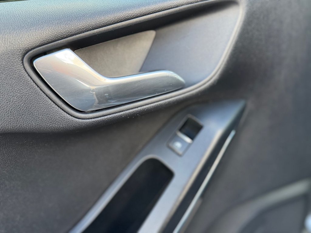 Used Ford Fiesta 2018 for sale - 76439117: Photo 24