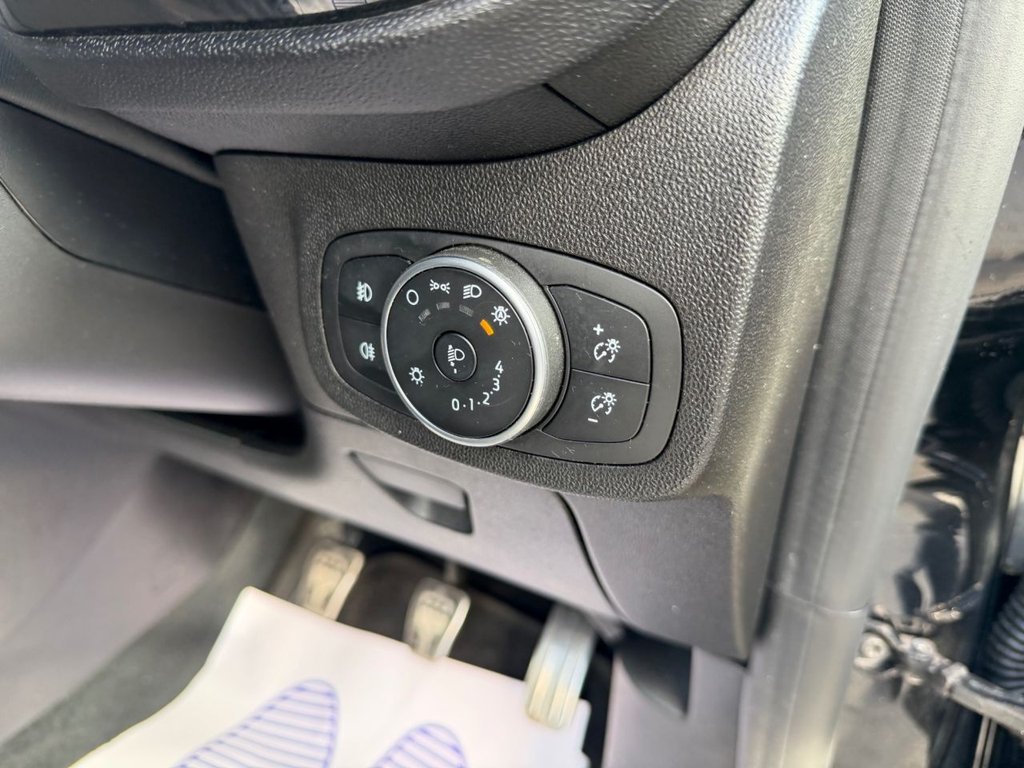 Used Ford Fiesta 2018 for sale - 76439117: Photo 30