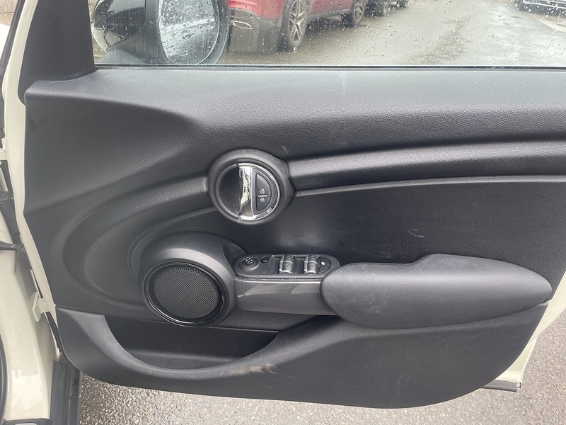 Used MINI Hatch 2019 for sale - 78054216: Photo 19