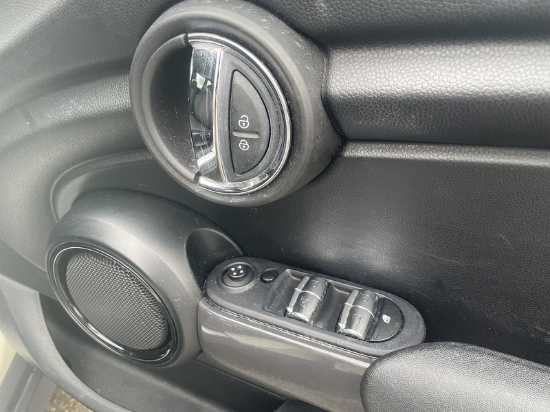 Used MINI Hatch 2019 for sale - 78054216: Photo 21