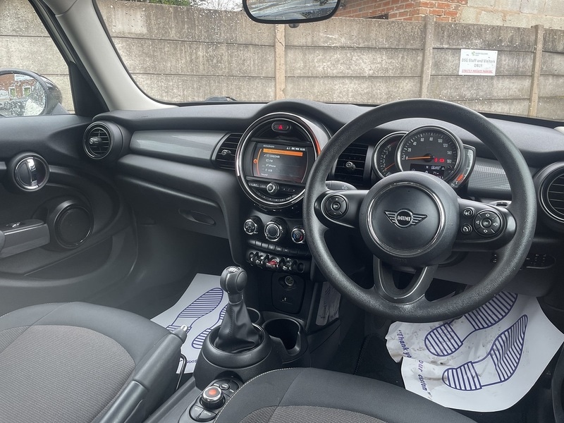 Used MINI Hatch 2019 for sale - 78054216: Photo 37