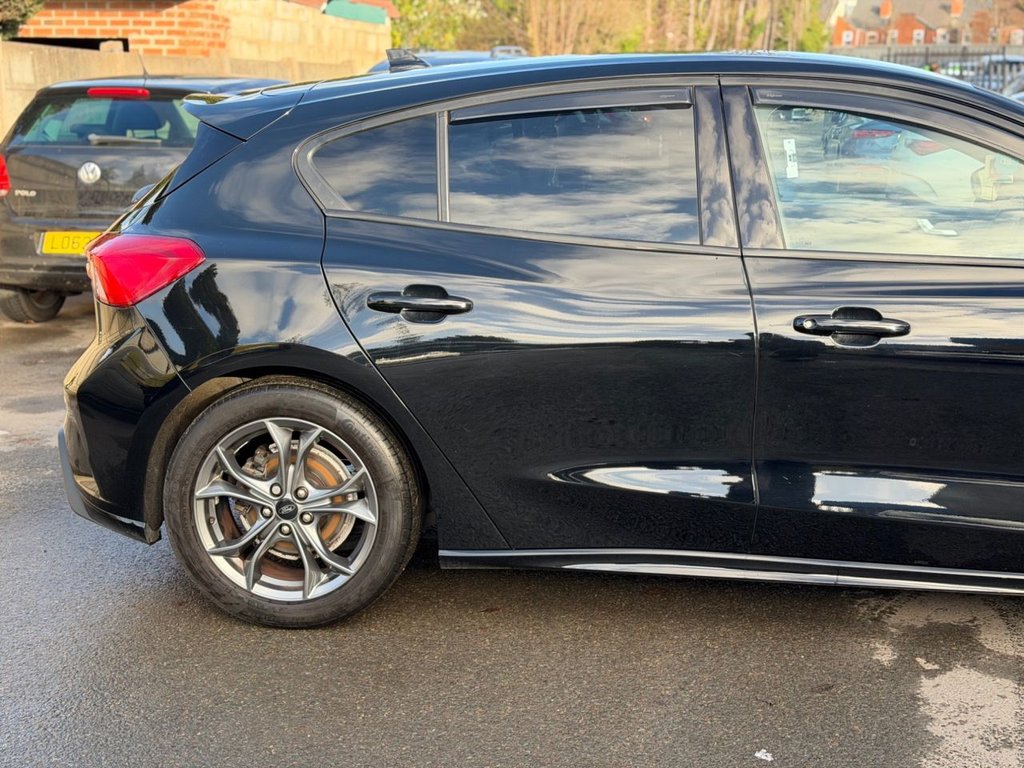 Used Ford Focus 2019 for sale - 76910286: Photo 13