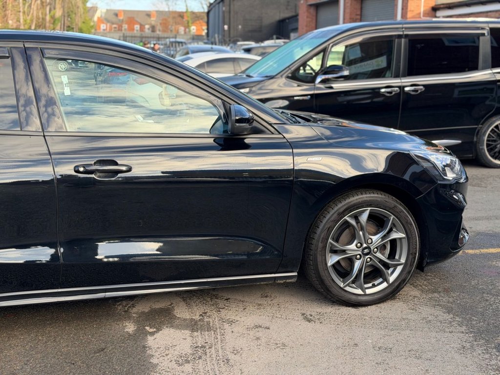Used Ford Focus 2019 for sale - 76910286: Photo 16