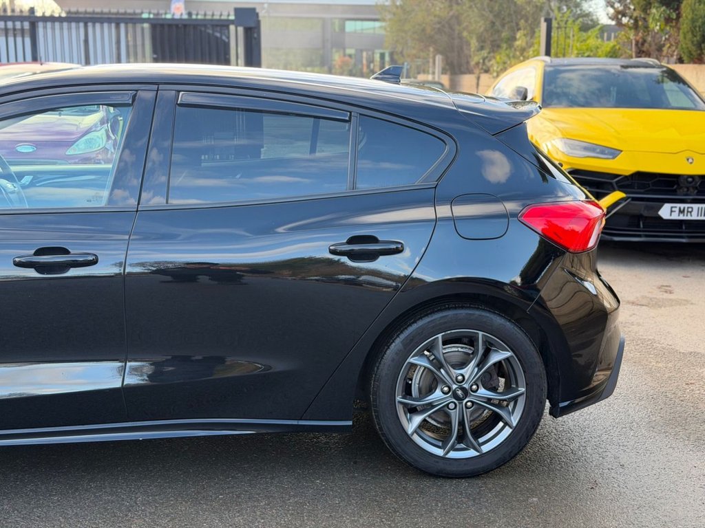 Used Ford Focus 2019 for sale - 76910286: Photo 18
