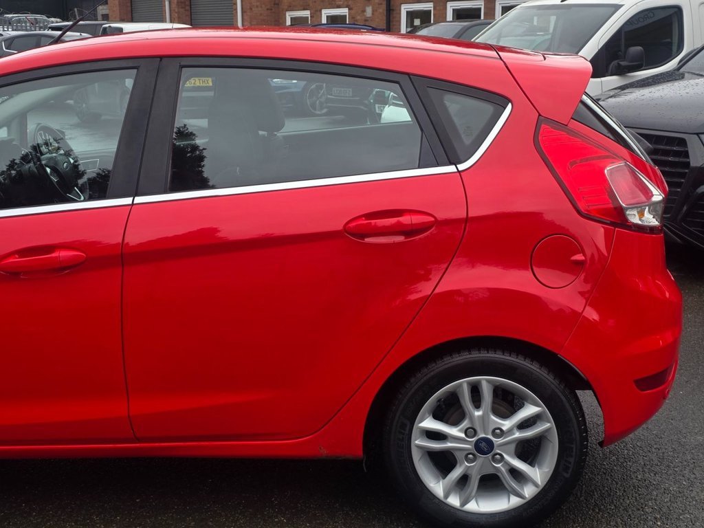 Used Ford Fiesta 2015 for sale - 76470330: Photo 15