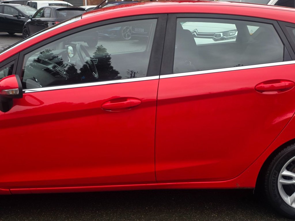 Used Ford Fiesta 2015 for sale - 76470330: Photo 16