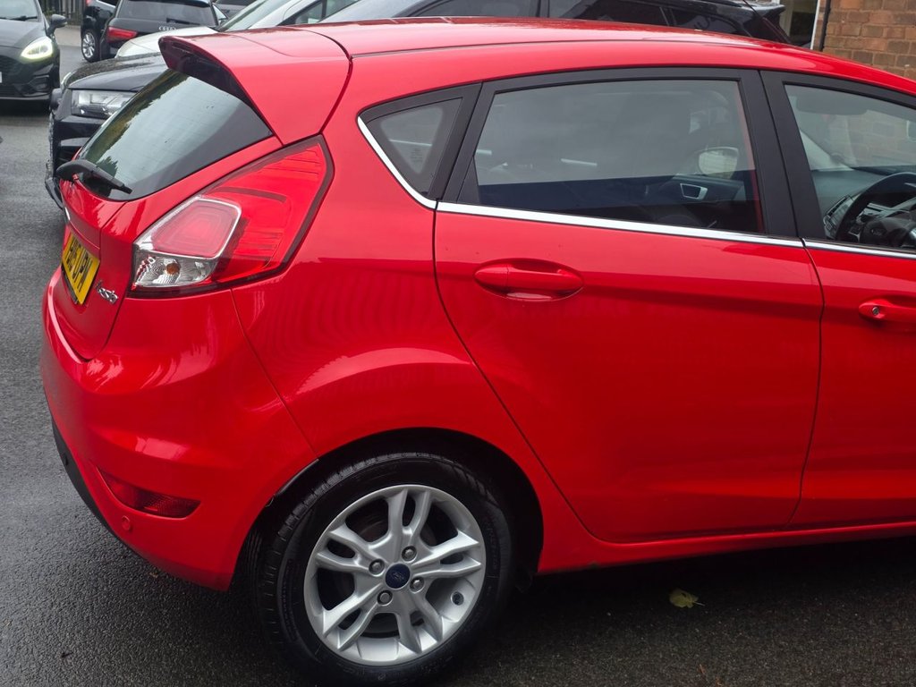 Used Ford Fiesta 2015 for sale - 76470330: Photo 8