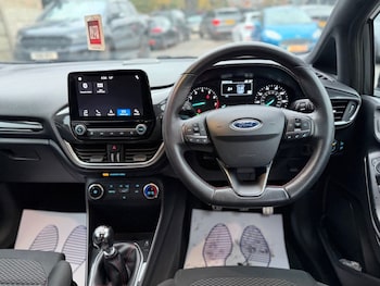 Used Ford Fiesta 2020 for sale - 76546997: Photo