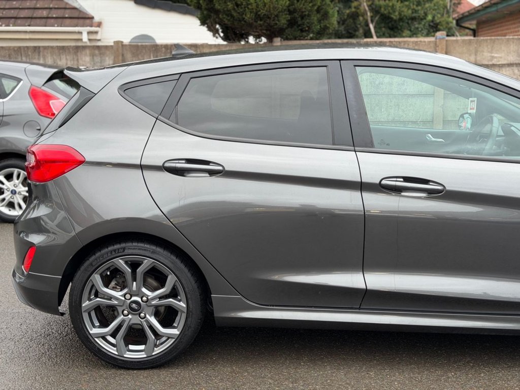 Used Ford Fiesta 2020 for sale - 76546997: Photo 6