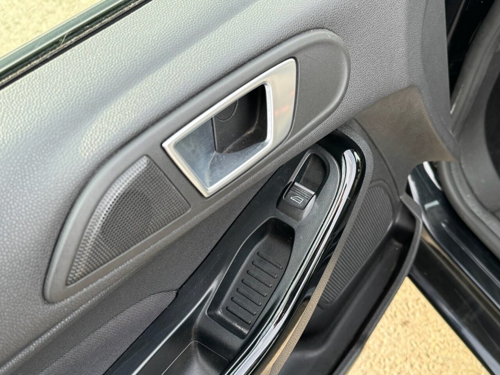 Used Ford Fiesta 2016 for sale - 76396109: Photo 40