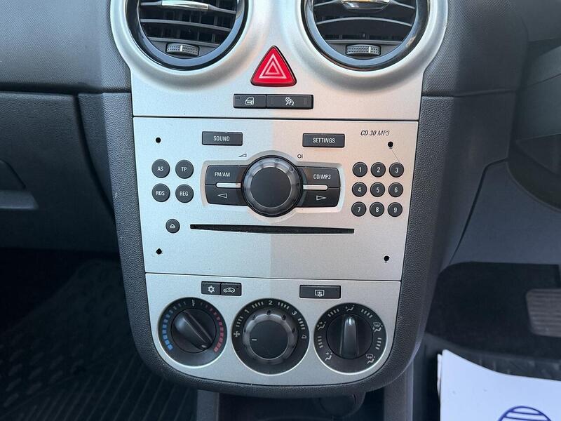 Used Vauxhall Corsa 2010 for sale - 77730896: Photo 35