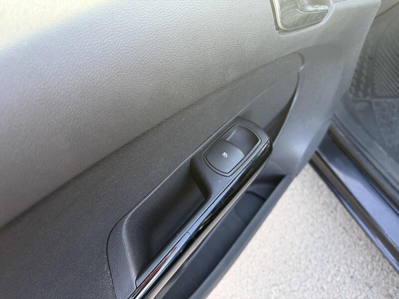 Used Vauxhall Corsa 2010 for sale - 77730896: Photo 39