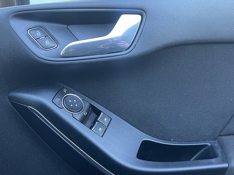 Used Ford Fiesta 2018 for sale - 77805781: Photo 20