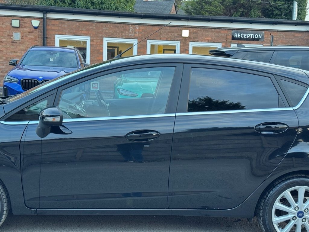 Used Ford Fiesta 2017 for sale - 76386444: Photo 25