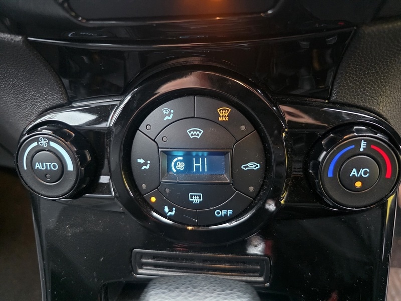 Used Ford Fiesta for sale - 77168533: Photo 50