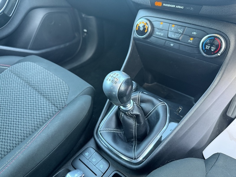 Used Ford Fiesta 2018 for sale - 77149335: Photo 24