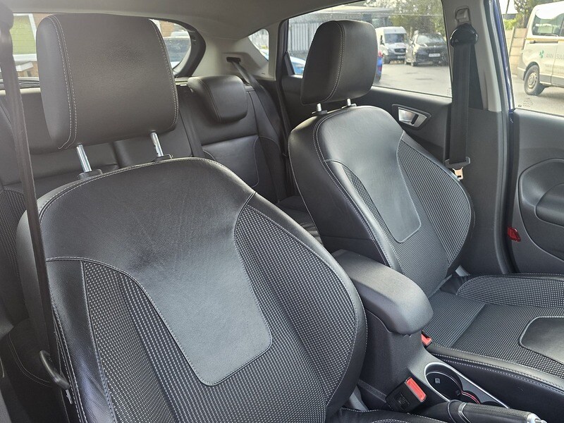 Used Ford Fiesta 2015 for sale - 77356859: Photo 32