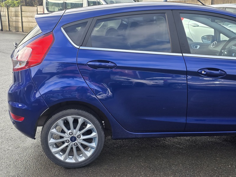 Used Ford Fiesta 2015 for sale - 77356859: Photo 9