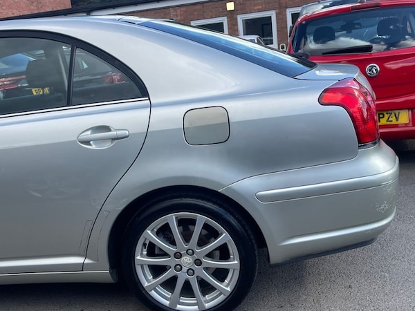 Used Toyota Avensis 2003 for sale - 76256045: Photo 15