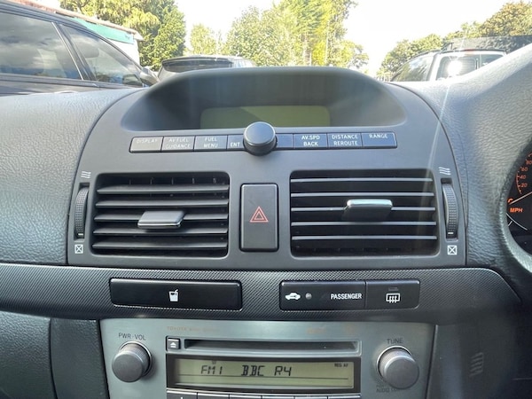 Used Toyota Avensis 2003 for sale - 76256045: Photo 22