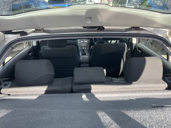 Used Toyota Avensis 2003 for sale - 76256045: Photo 35