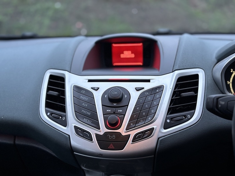 Used Ford Fiesta 2009 for sale - 77409087: Photo 25