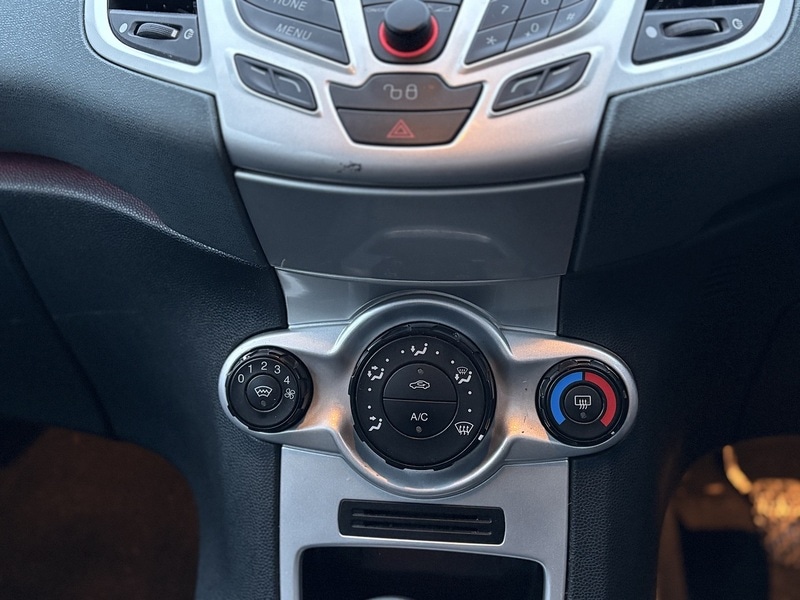 Used Ford Fiesta 2009 for sale - 77409087: Photo 26