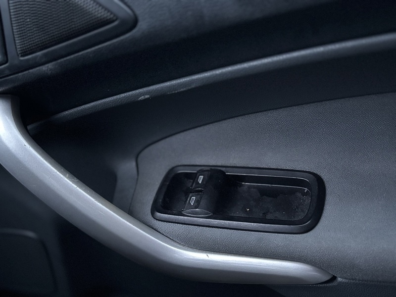 Used Ford Fiesta 2009 for sale - 77409087: Photo 33