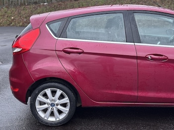 Used Ford Fiesta 2009 for sale - 77409087: Photo