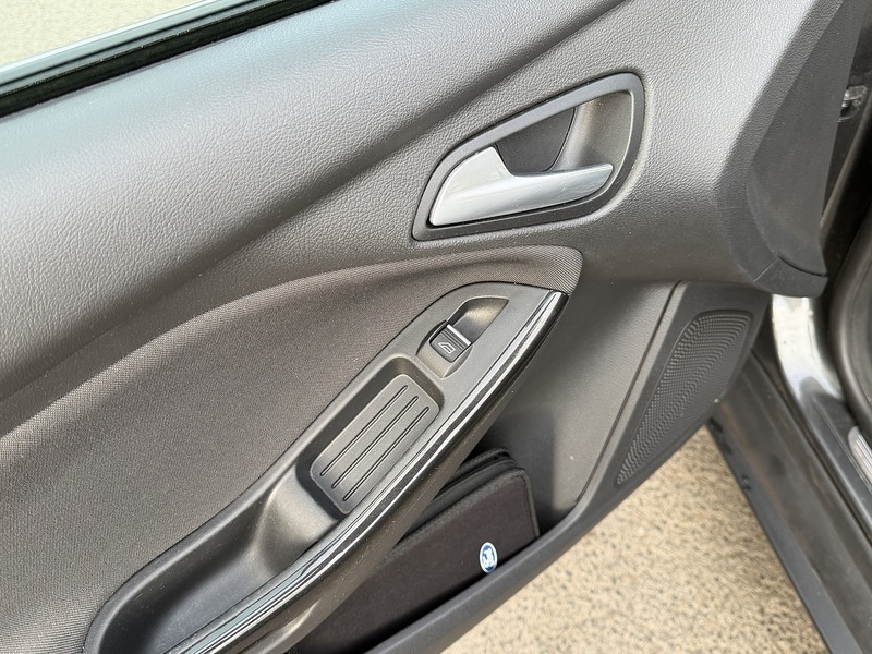 Used Ford Focus 2018 for sale - 78062031: Photo 58