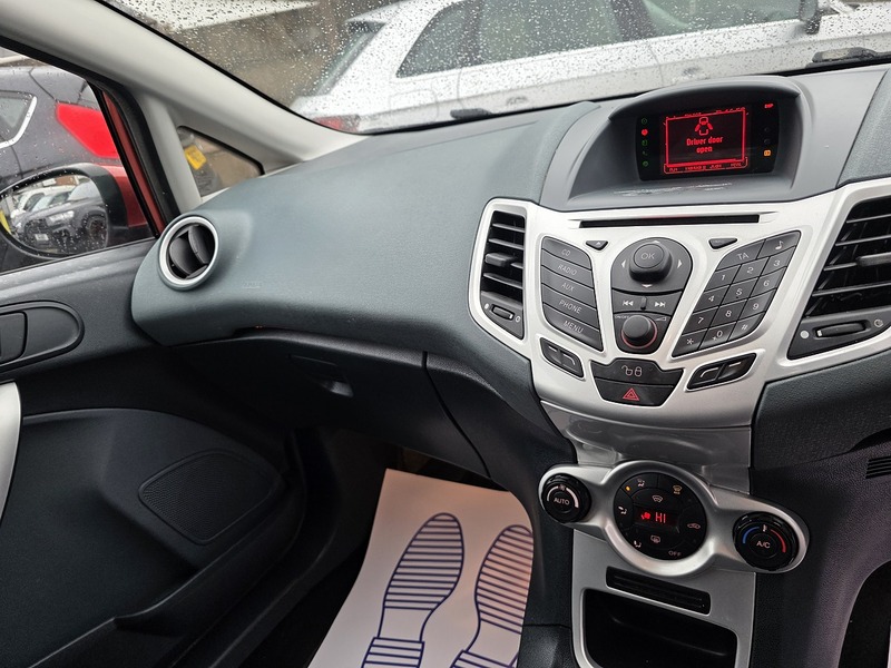 Used Ford Fiesta 2009 for sale - 77283812: Photo 36