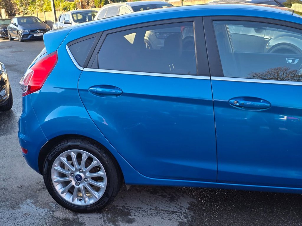 Used Ford Fiesta 2013 for sale - 76698885: Photo 9