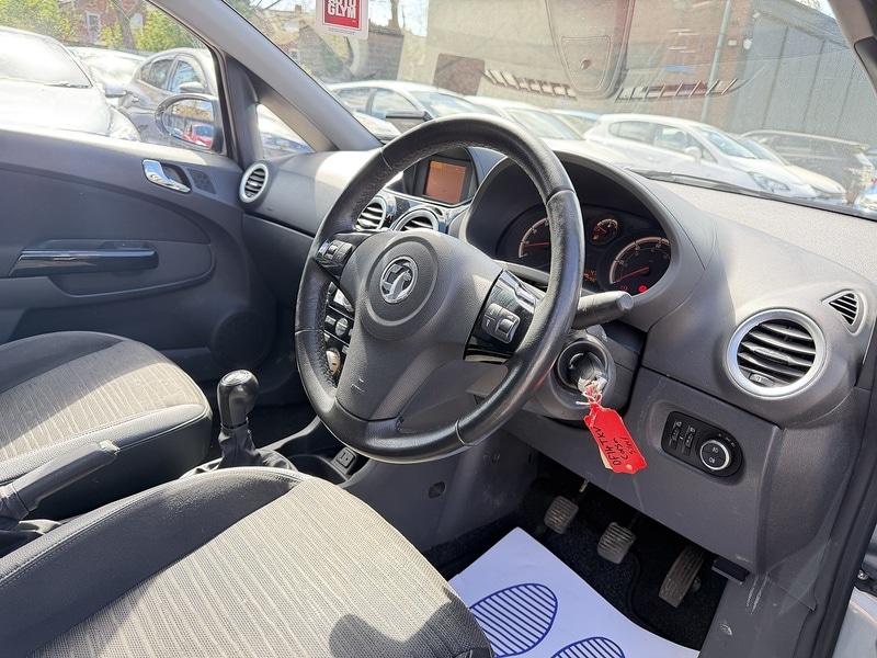 Used Vauxhall Corsa 2014 for sale - 78213119: Photo 3