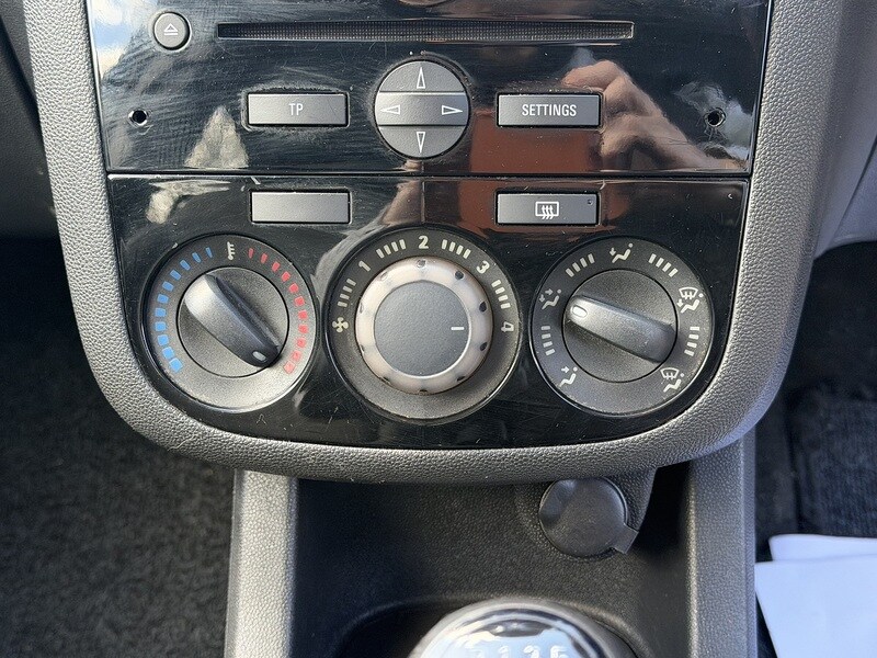 Used Vauxhall Corsa 2014 for sale - 78213119: Photo 36