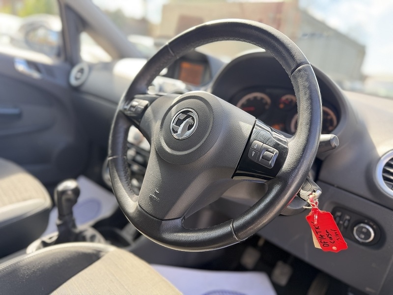 Used Vauxhall Corsa 2014 for sale - 78213119: Photo 4