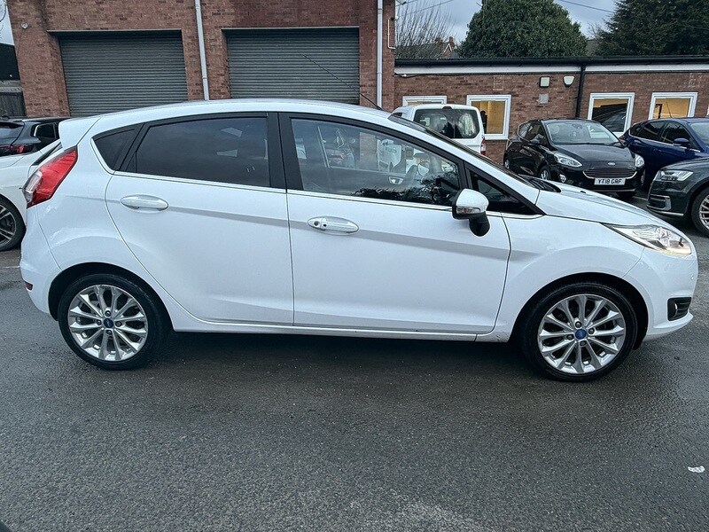Used Ford Fiesta 2015 for sale - 77501086: Photo 14