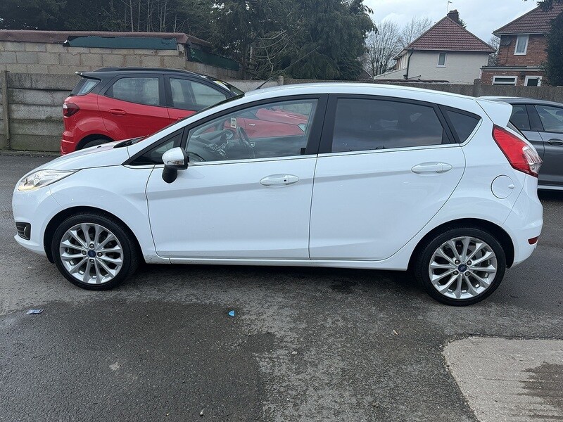 Used Ford Fiesta 2015 for sale - 77501086: Photo 28