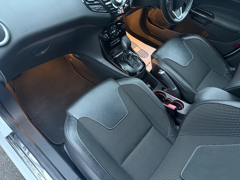 Used Ford Fiesta 2015 for sale - 77501086: Photo 44