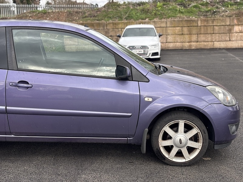 Used Ford Fiesta for sale - 77651120: Photo 2