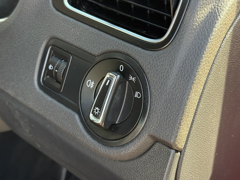 Used Volkswagen Polo 2015 for sale - 78154620: Photo 23